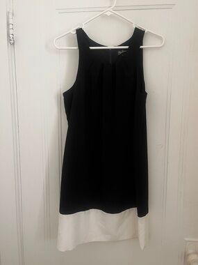 Oleg Cassini Black and White Sleeveless Colorblock Shift Dress